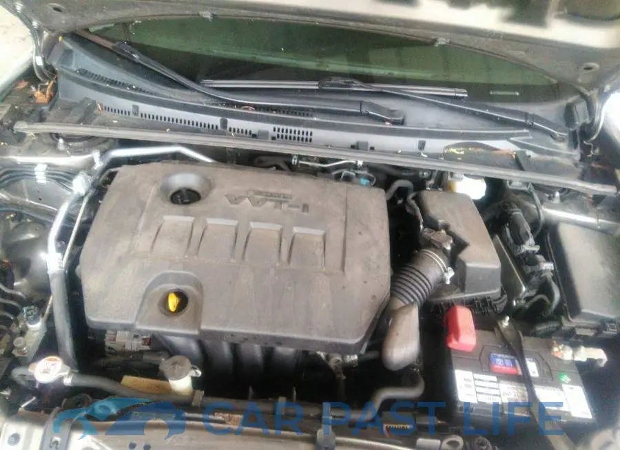 2T1BURHE9JC018747# 10