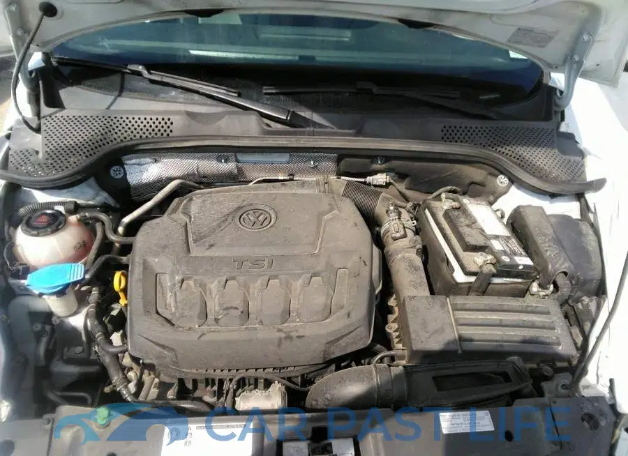 3VW5DAAT8JM517051# 10
