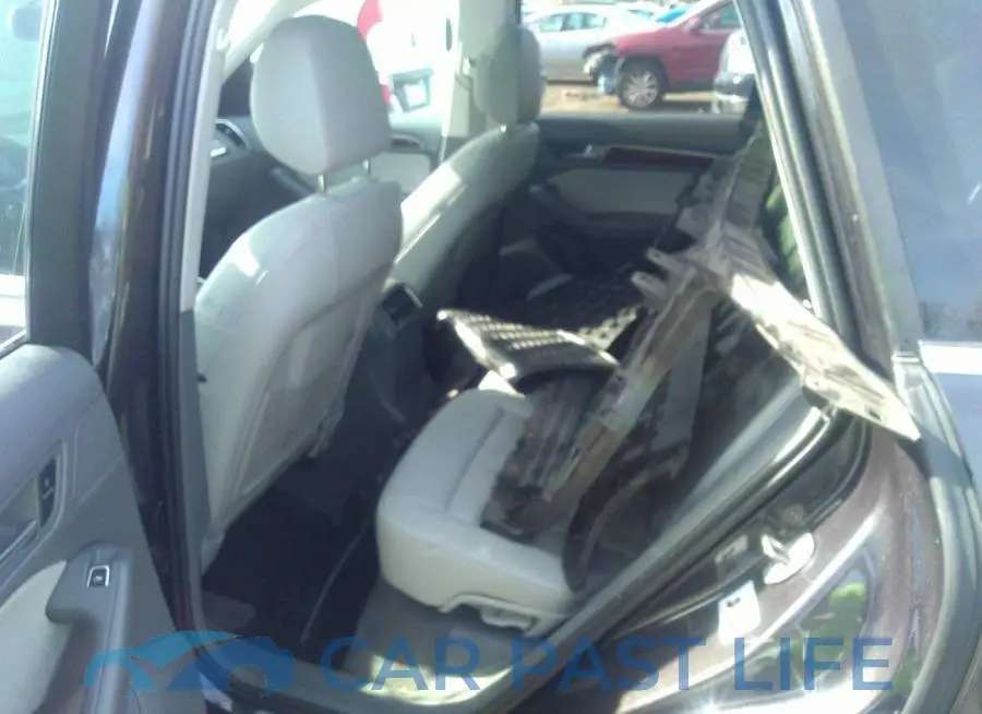 WA1L2AFP6HA040455# 8
