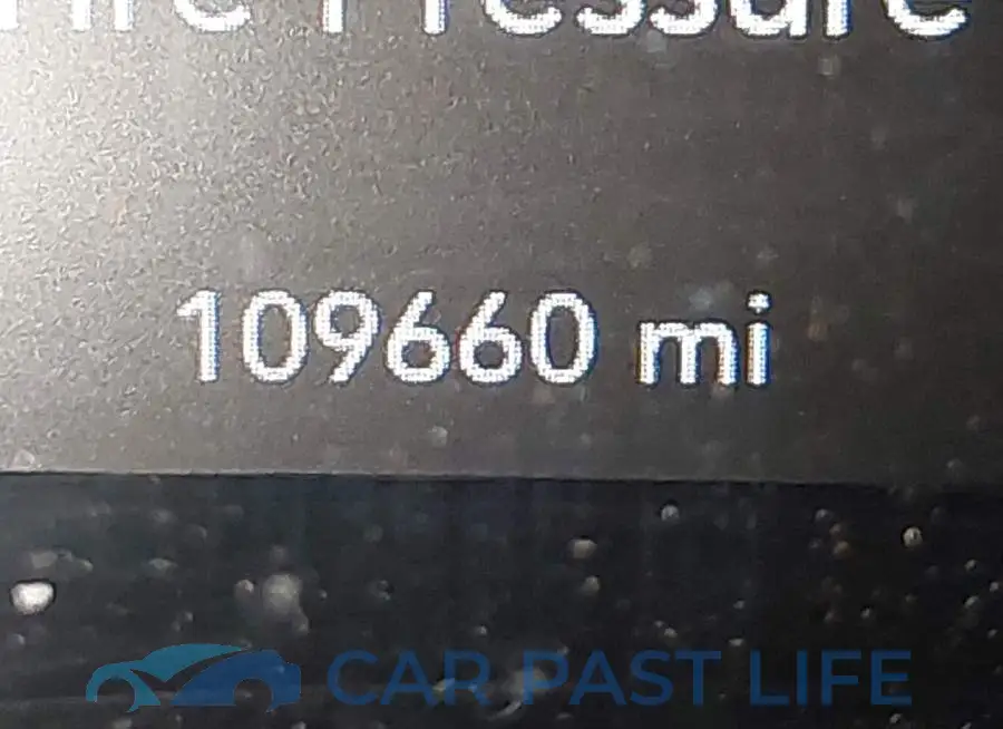 2C3CDXCTXHH569496# 7