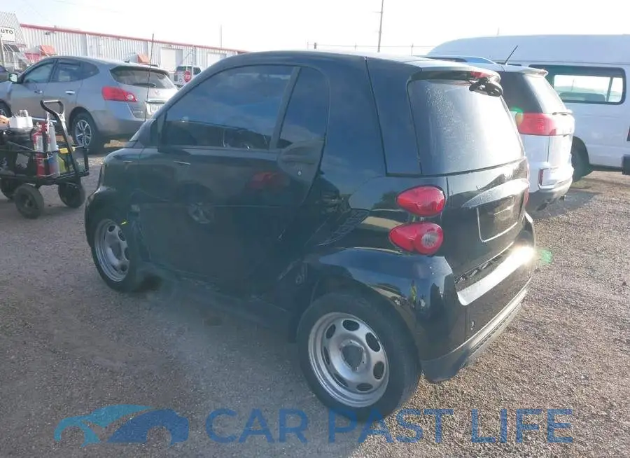 WMEEJ3BA3FK803104# 3