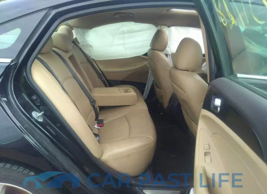 5NPEC4AC3DH642279# 8