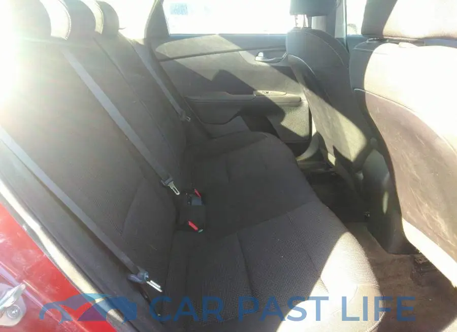 3KPF24AD4LE184707# 8