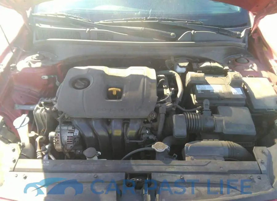 3KPF24AD4LE184707# 10