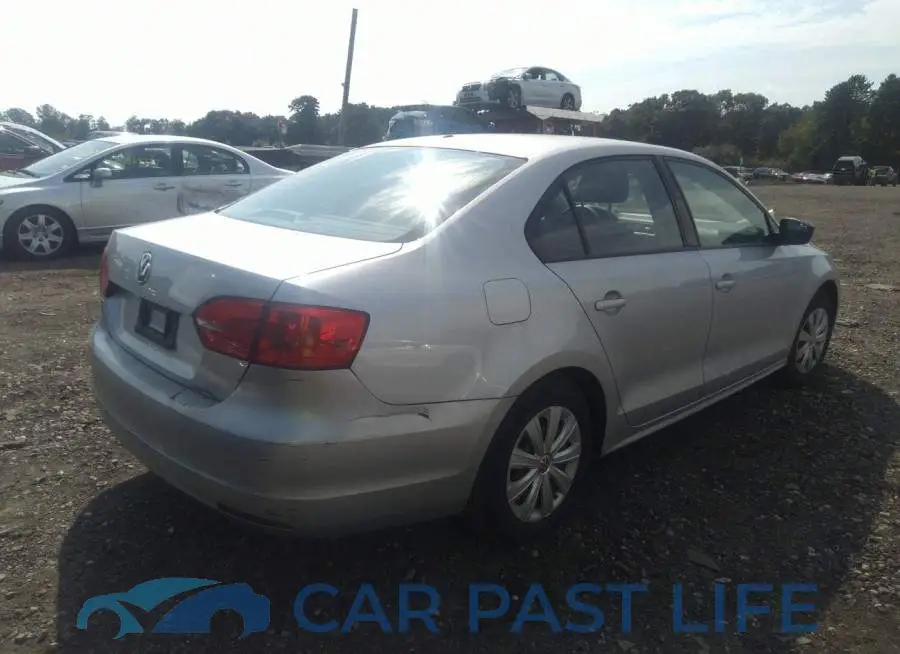 3VW2K7AJ9EM330918# 4