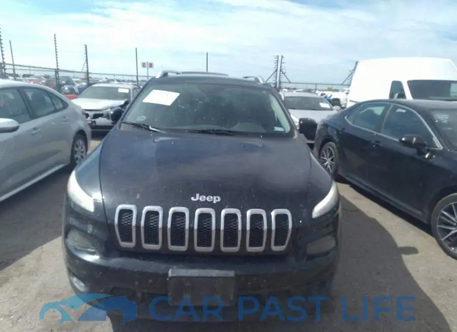 1C4PJLCB5FW793375# 6