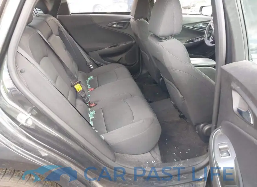 1G1ZD5ST9JF103795# 8