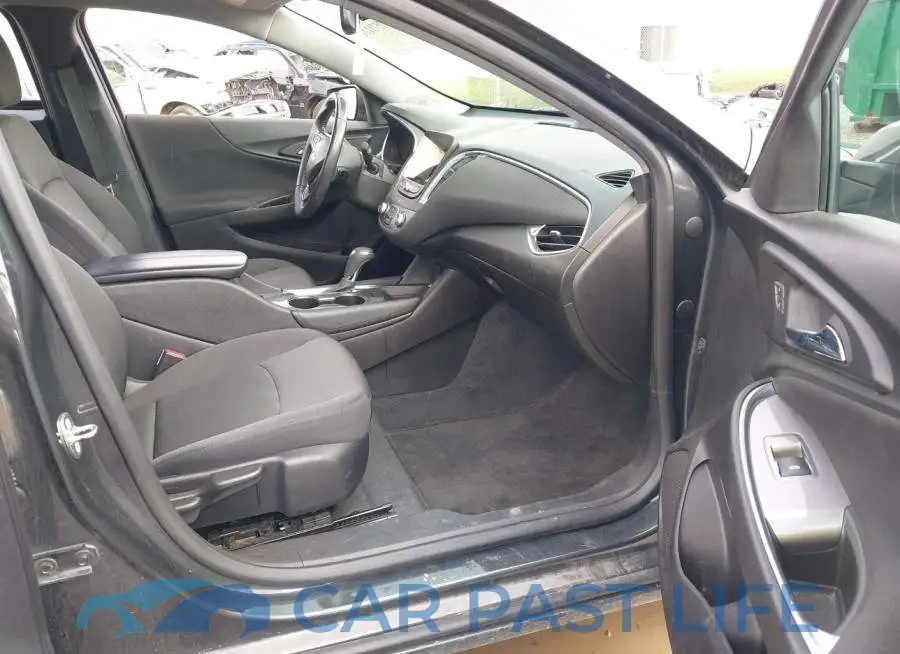 1G1ZD5ST9JF103795# 5