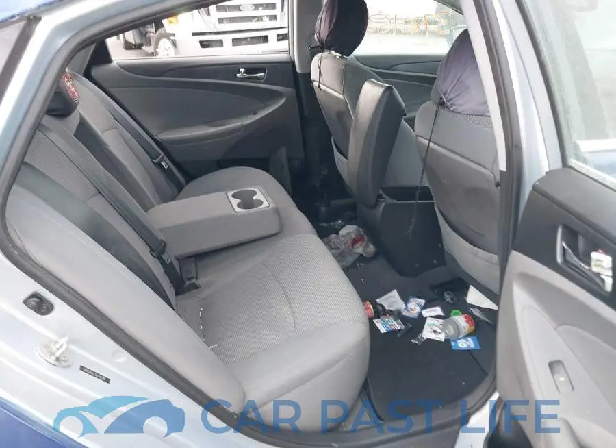 5NPEB4AC2DH751741# 8