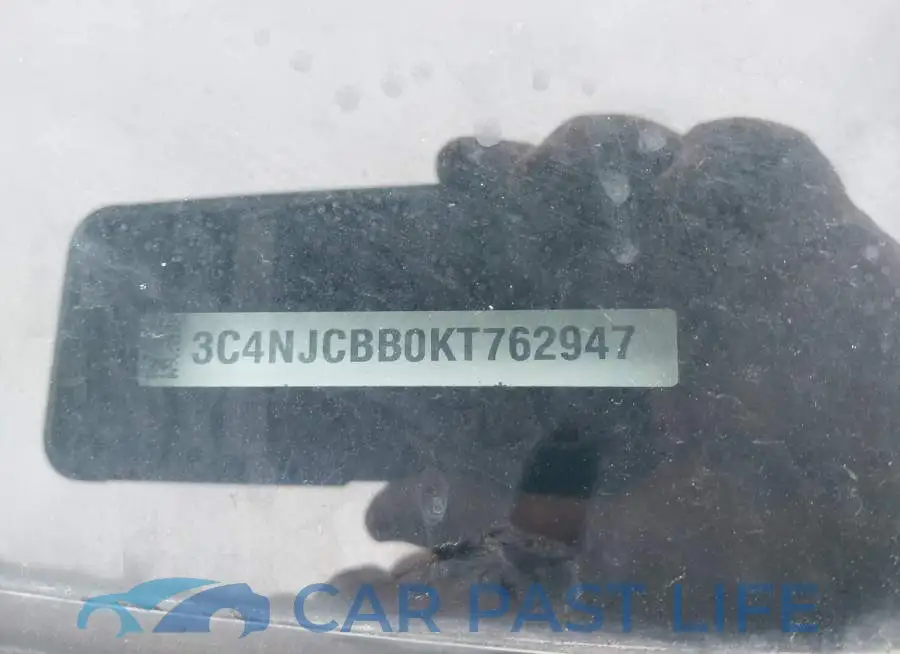 3C4NJCBB0KT762947# 9