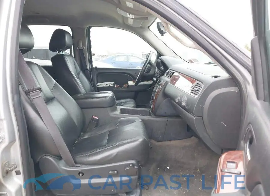 1GNSKBE04DR248526# 5