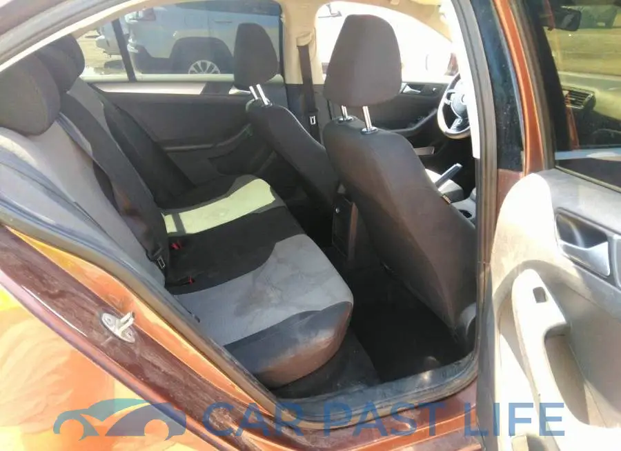3VW167AJ0HM241064# 8