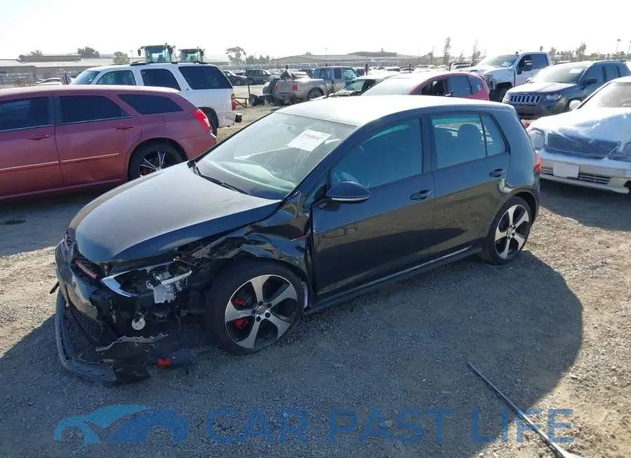 3VW4T7AU4HM039358# 2
