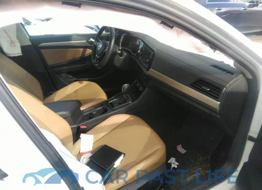 3VWCB7BU9LM058767# 5