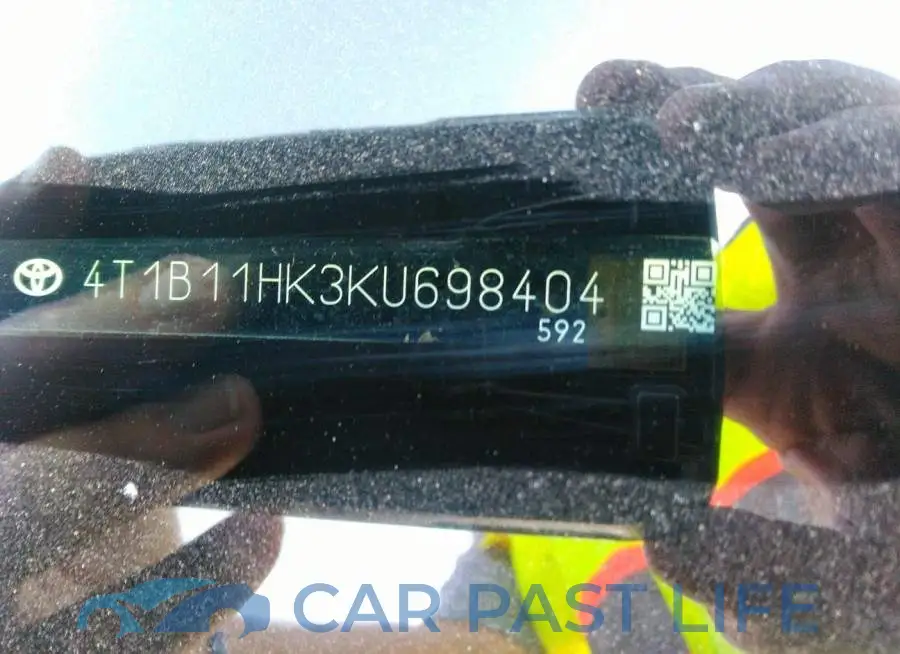 4T1B11HK3KU698404# 9