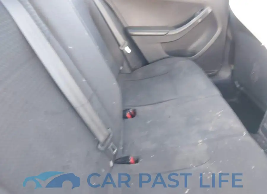 3VW167AJ2GM275909# 8
