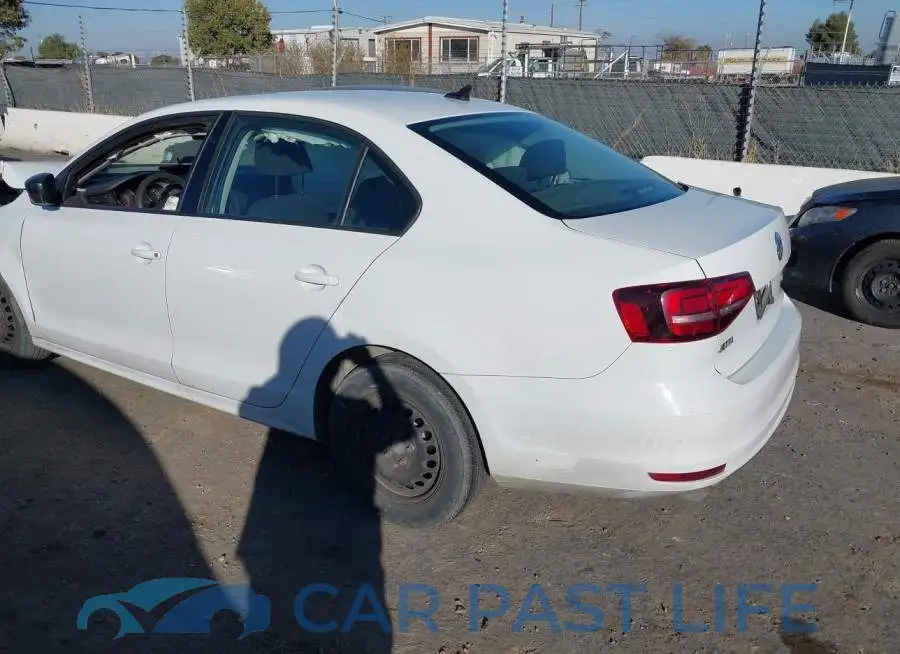 3VW167AJ2GM275909# 3