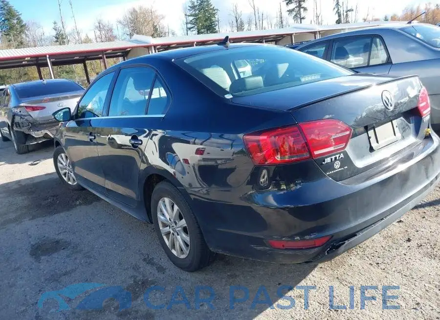 3VW637AJ9EM212043# 3