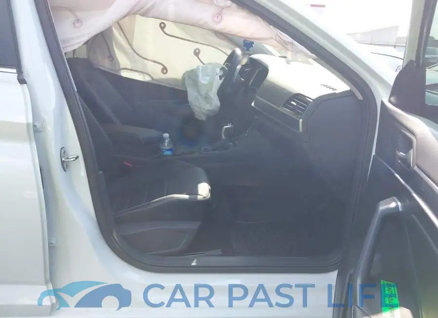 3VW7M7BU4PM039531# 5