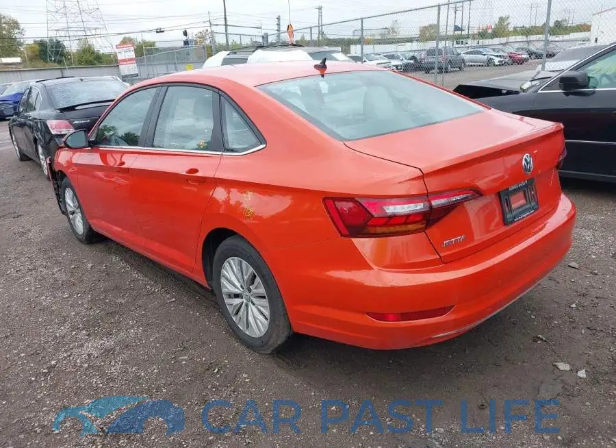 3VWCB7BU9KM203756# 3