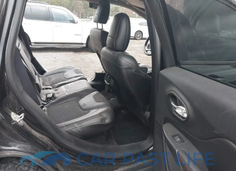 1C4PJMBS8GW131704# 8