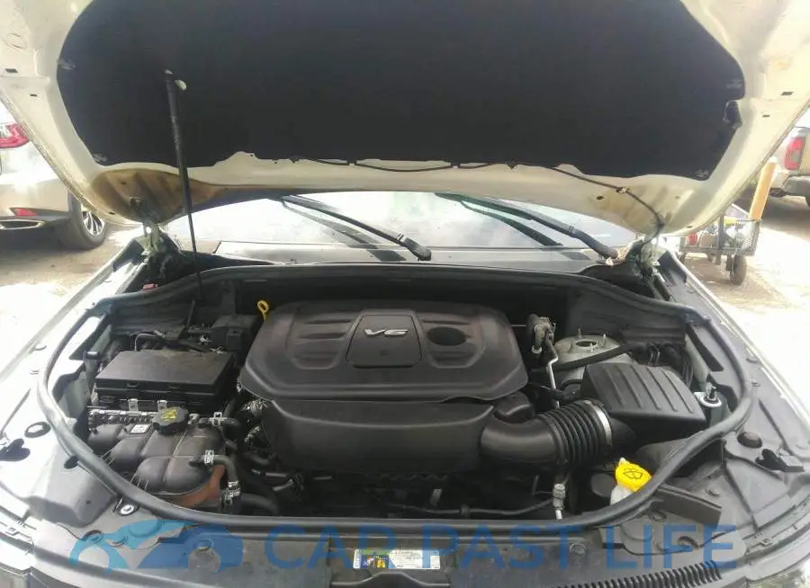 1C4RJEAG7KC572701# 10