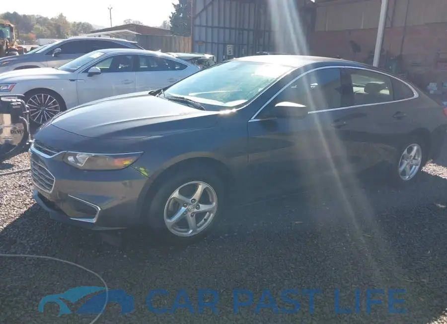 1G1ZB5ST1HF200943# 2