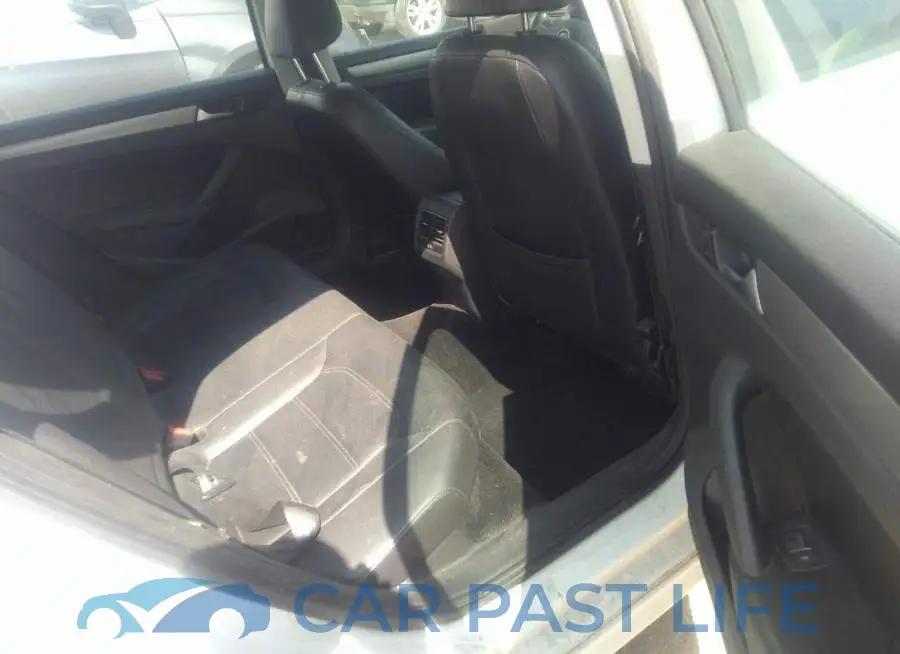 1VWBN7A32EC068914# 8