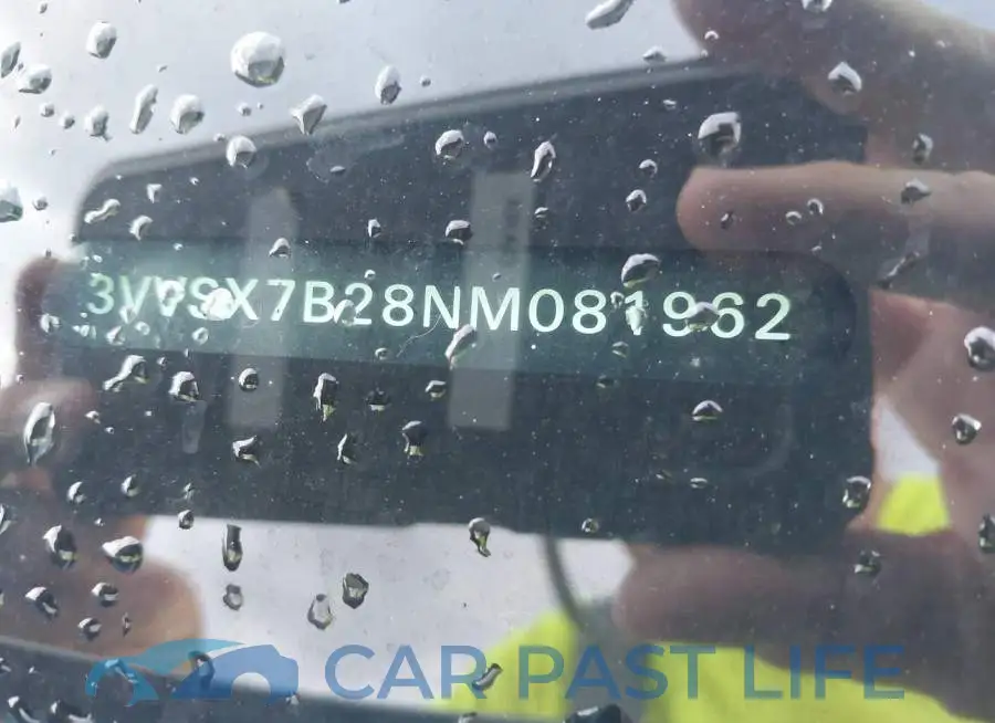 3VVSX7B28NM081962# 9