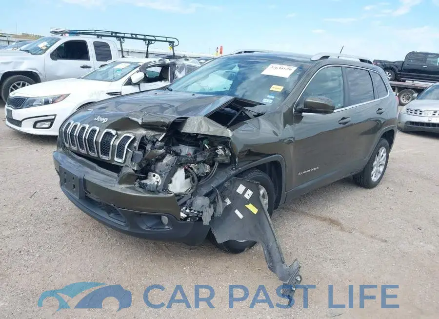 1C4PJLCB2FW720383# 2