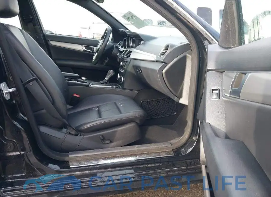 WDDGF4HB0DR290533# 5