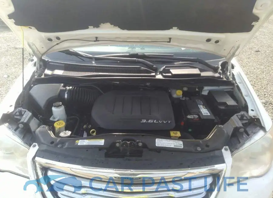 2C4RC1BG3DR526830# 10