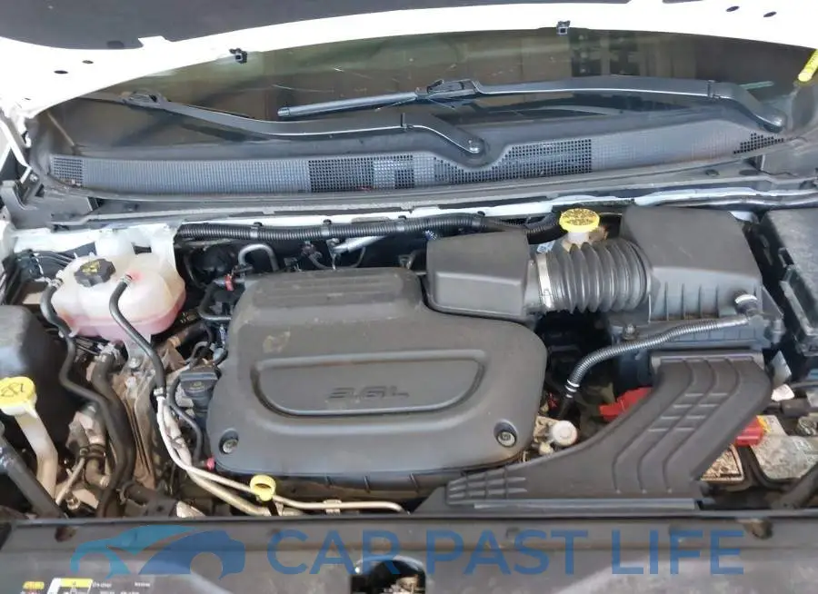 2C4RC1CG6NR102784# 10