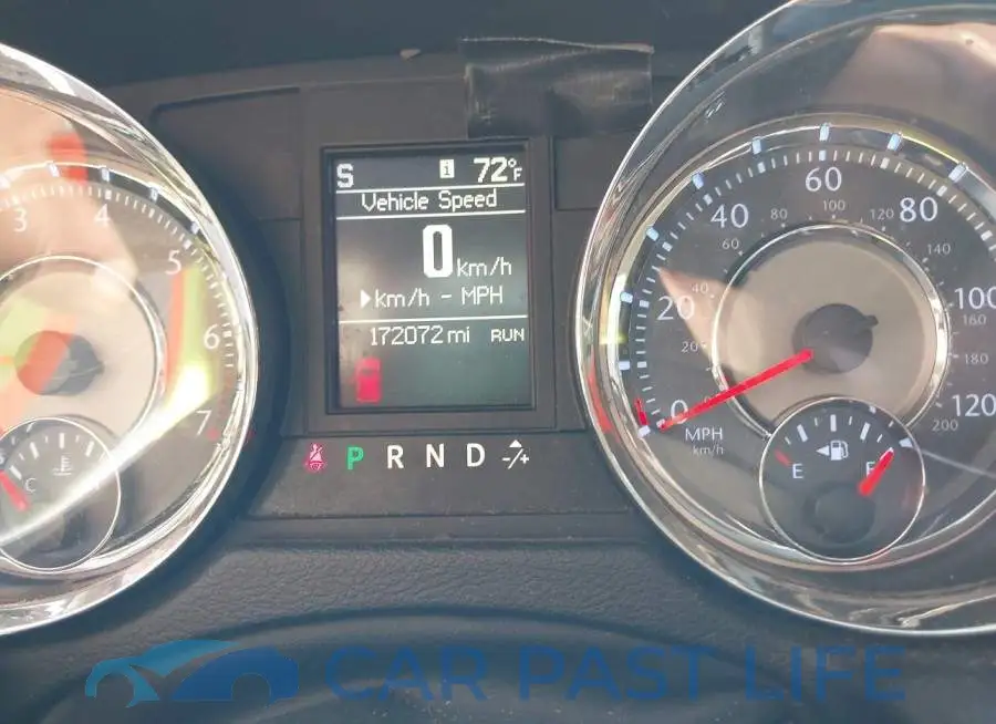 2C4RC1CGXDR510588# 7