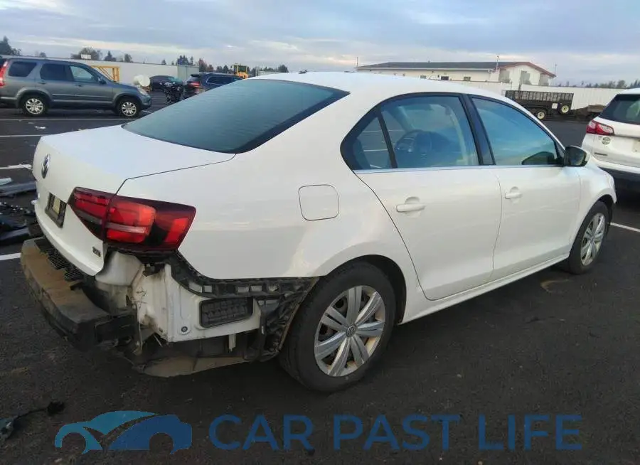 3VW2B7AJ8HM375742# 4