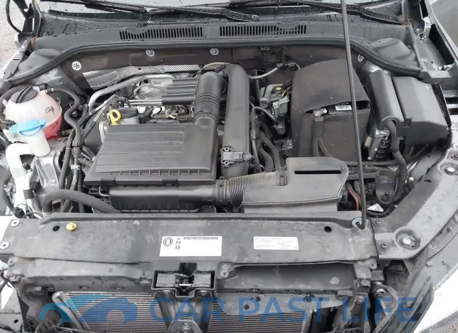 3VWDB7AJ7HM413129# 10