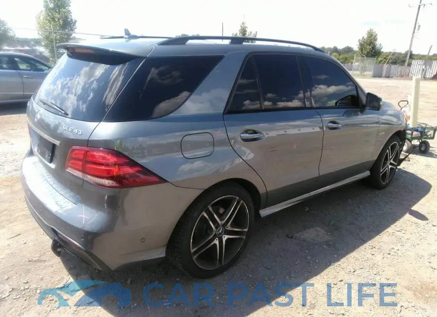 4JGDA6EB8HA926689# 4