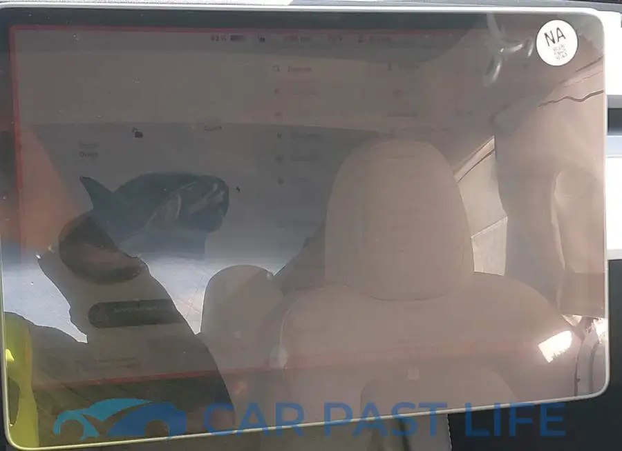 5YJ3E1EB4PF651285# 7