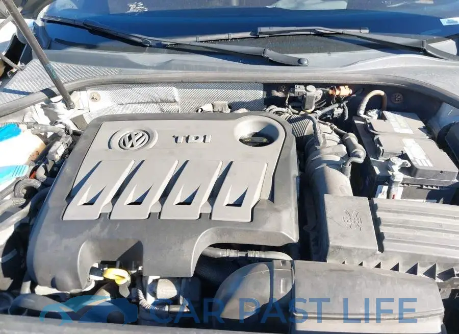 1VWBN7A31EC110652# 10