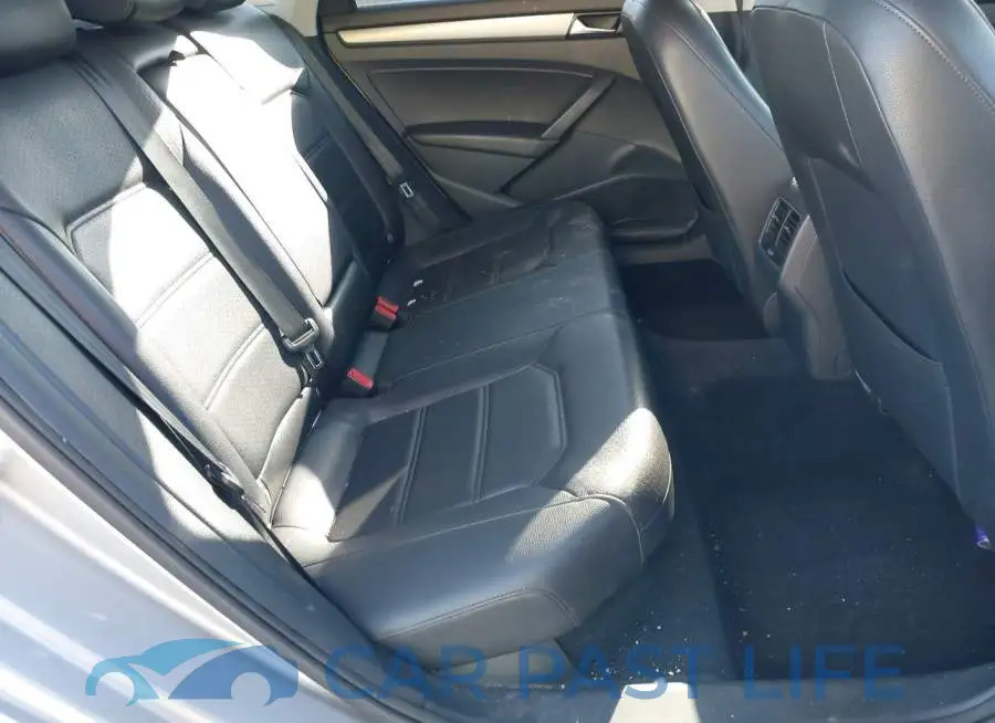 1VWBN7A31EC110652# 8