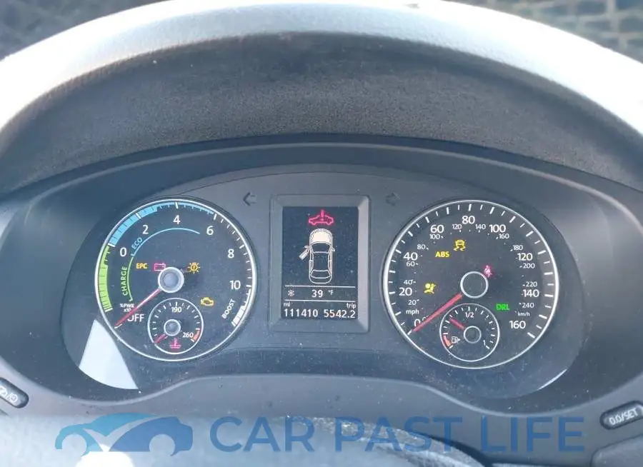 3VW637AJ2DM295927# 7