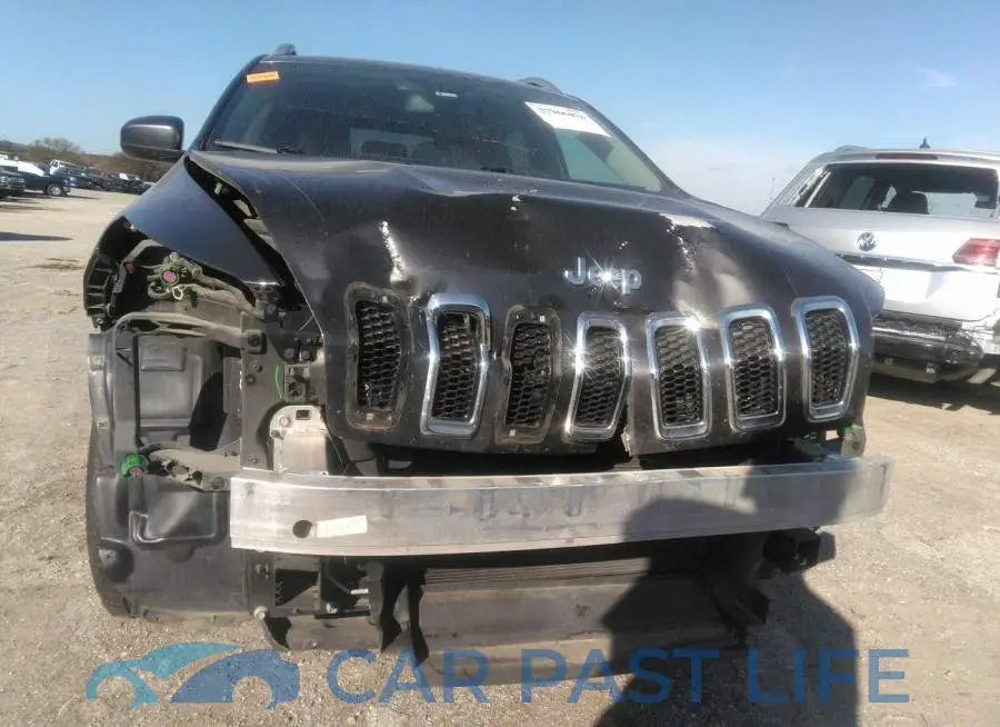 1C4PJMCB1GW368937# 6