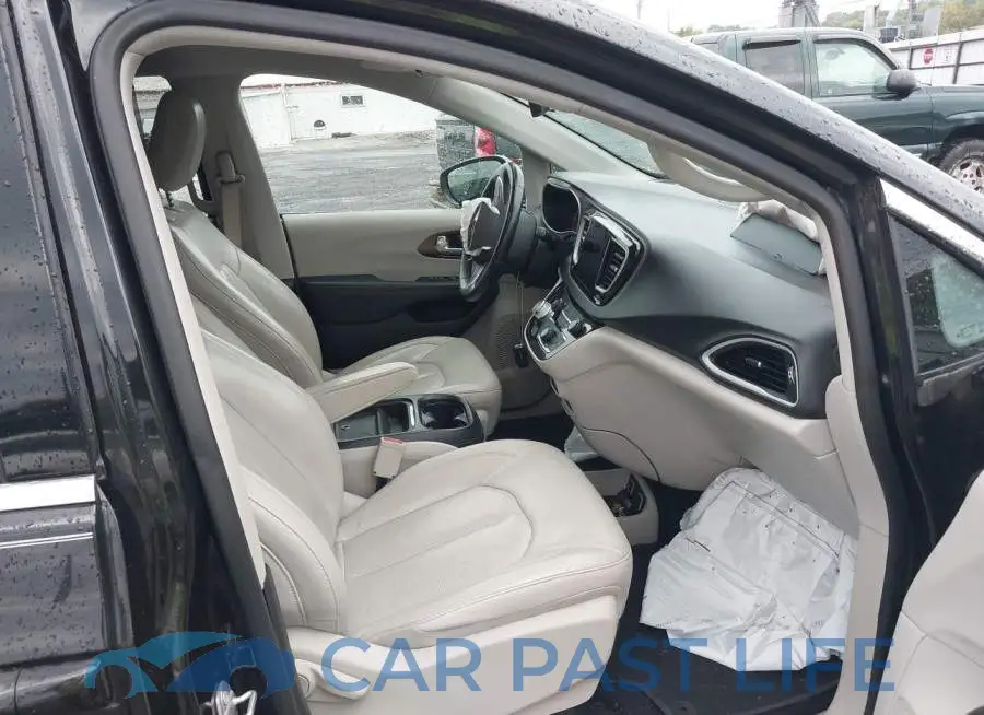 2C4RC1BG5JR126537# 5