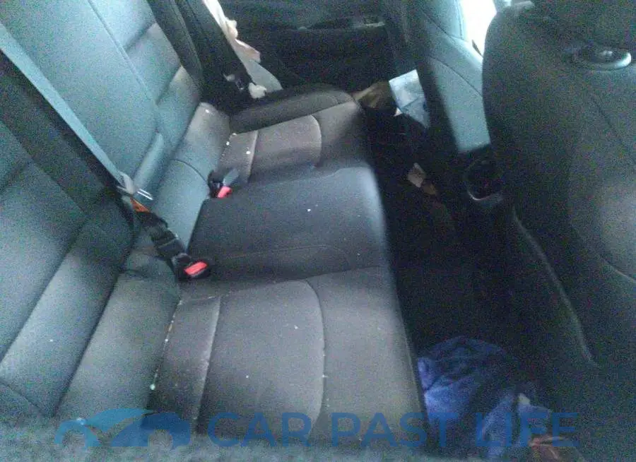 1G1ZD5ST8JF187432# 8