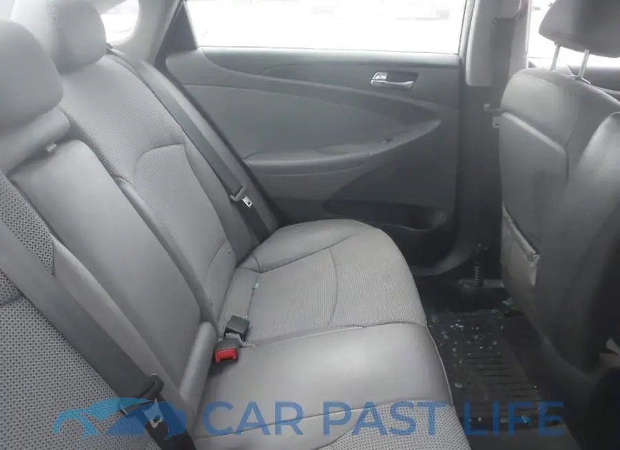 5NPEC4AC3DH647725# 8