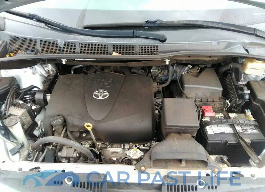 5TDKZ3DC5JS934030# 10