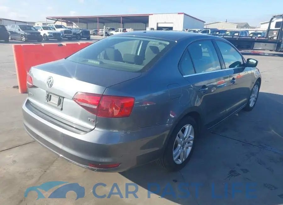 3VW2B7AJ4HM352281# 4