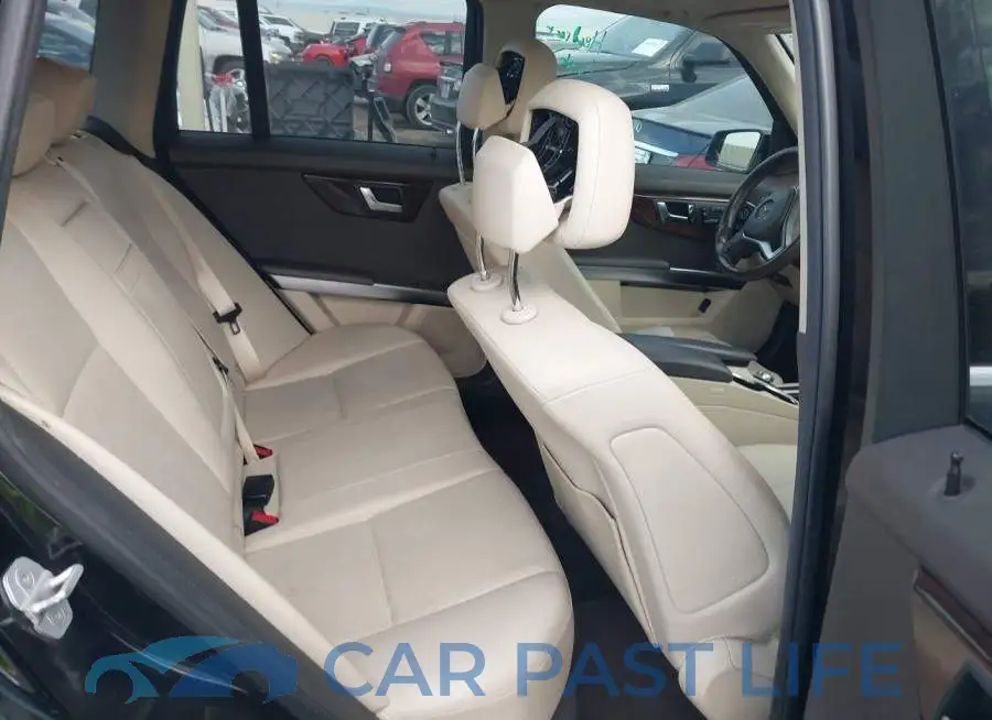 WDCGG5HB5EG311106# 8