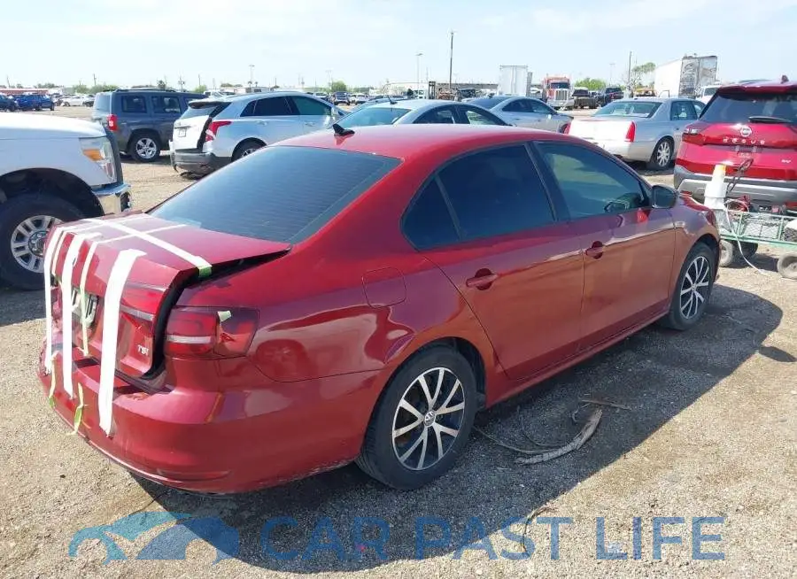 3VWD67AJ7GM318413# 4