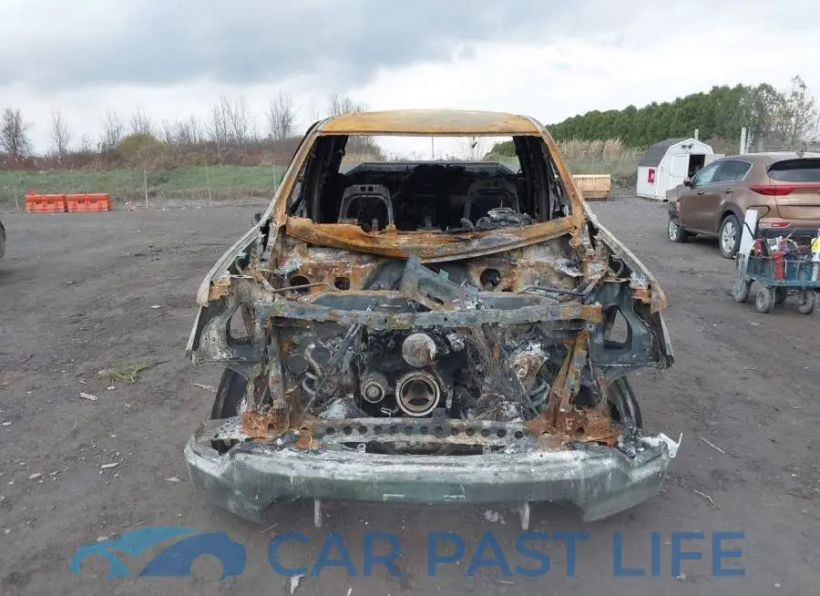 1GTV9BED6KZ360083# 6